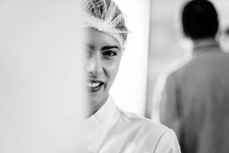 Portrait en noir et blanc de Julia Garnier
